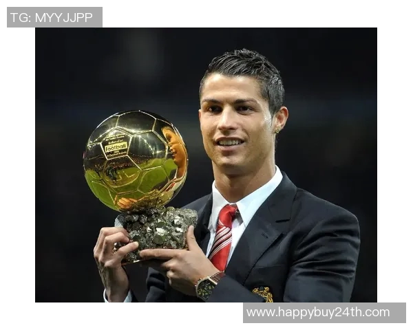 足球球星意外撞击对手引发场上冲突争议 双方互相推搡险酿大规模混战